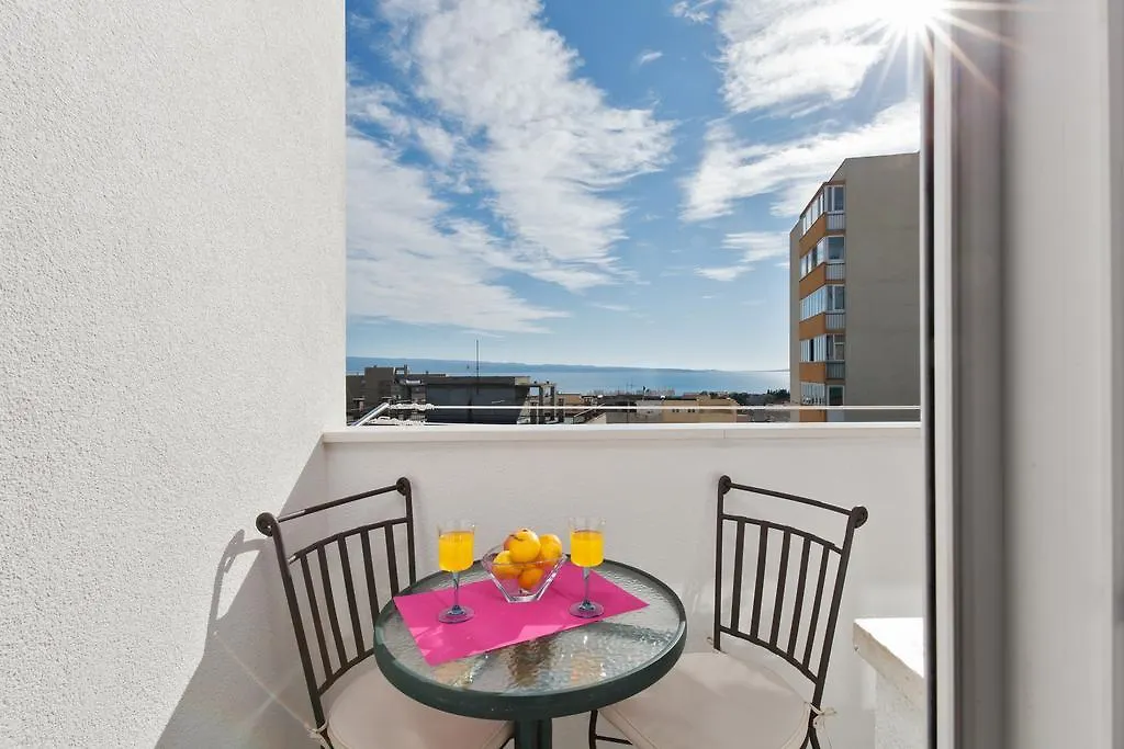 Apartment La Felicita location